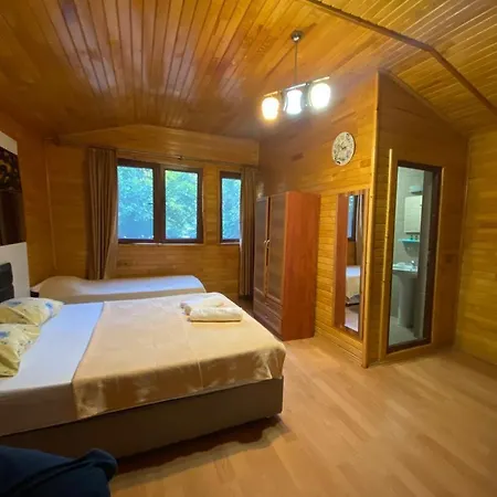 Yorukpark & Restoran Hotel Ulupinar